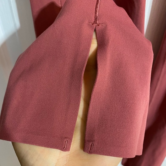 Athleta Transcend Stash Straight Leg High Waist Slit Pockets Leggings Size Large - Picture 8 of 13